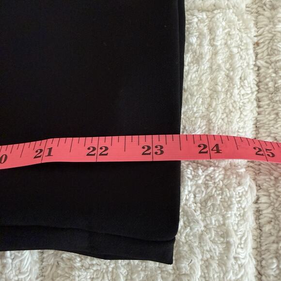 Liz Claiborne Emma Classic Black Ankle Pants Size 12 Staple Office Essential - Picture 10 of 13